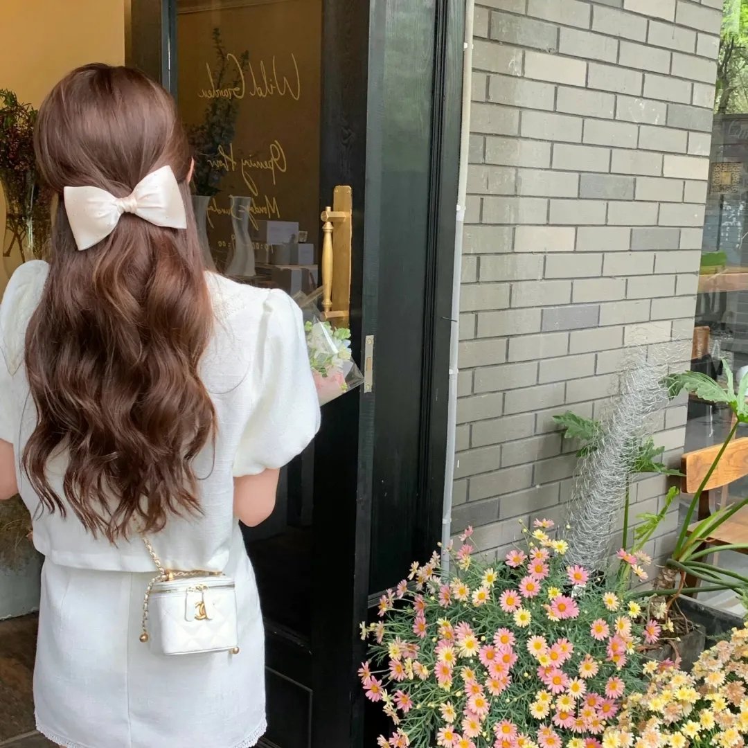 哈顿厅的多萝西·弗农 海报